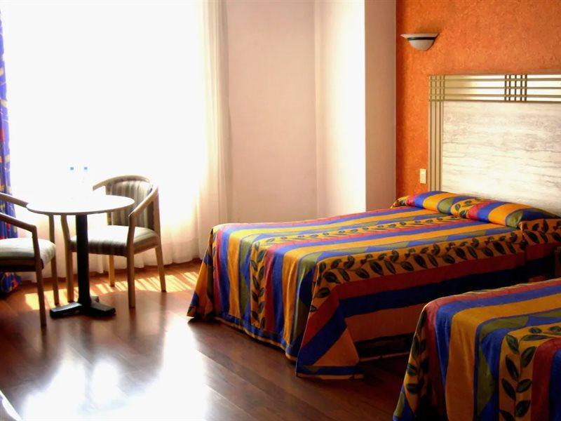Hotel Cervantes Гвадалахара Экстерьер фото
