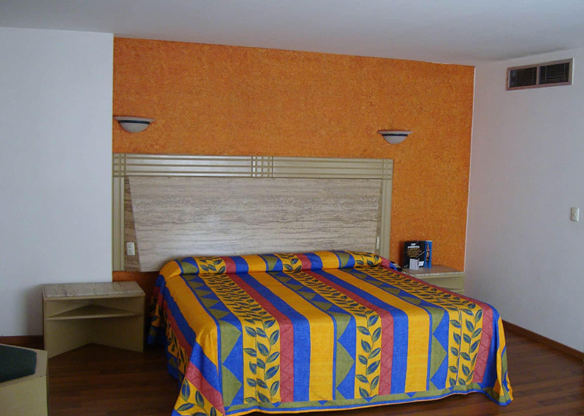 Hotel Cervantes Гвадалахара Экстерьер фото
