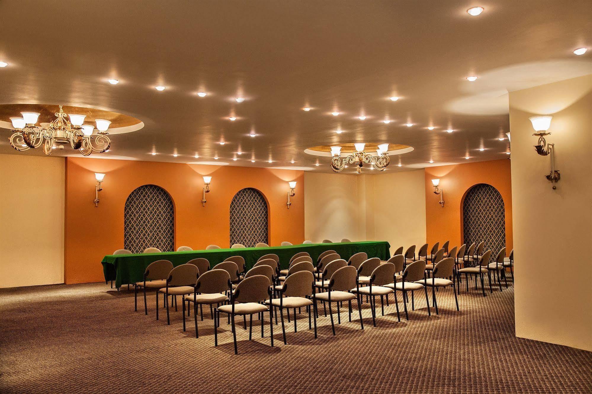 Hotel Cervantes Гвадалахара Экстерьер фото